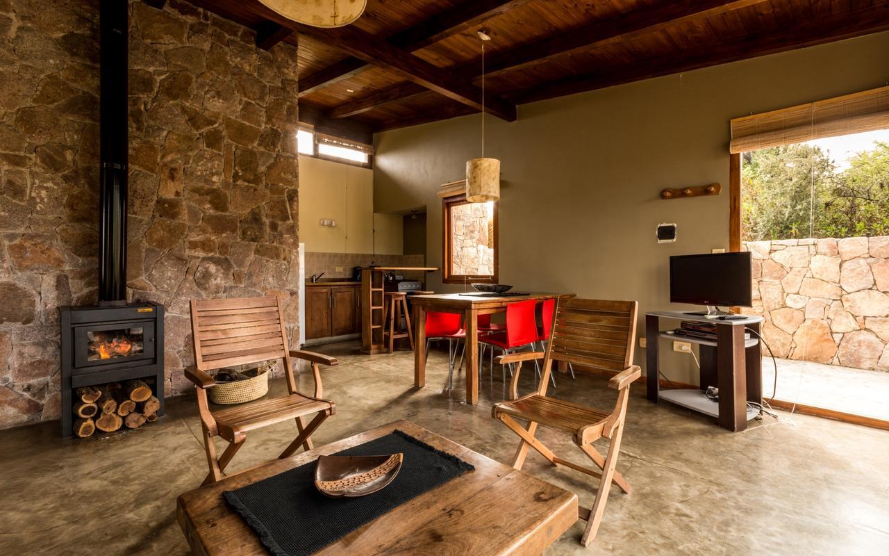 Отель La Lomada Cabanas Капилья-дель-Монте Экстерьер фото